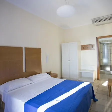 Portoselvaggio 4* Sant Isidoro (Apulia)
