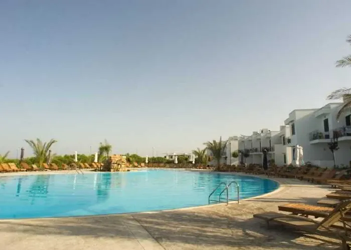 Portoselvaggio 4* Sant Isidoro (Apulia)